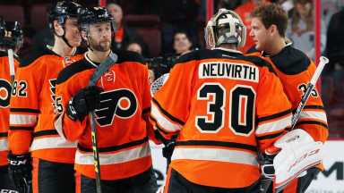 121415-NHL-Philadelphia-Flyers-Michal-Neuvirth-Steve-Mason-Nick-Schultz-celebrate-MM-PI.vresize.1200.675.high.36