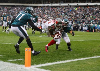 Tampa Bay Buccaneers v Philadelphia Eagles