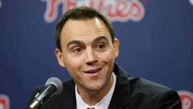 mc-phillies-gm-klentak-1026-20151026-001
