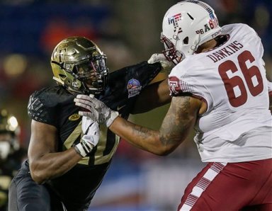 NCAA Football 2016:  Military Bowl Temple vs Wake Forest  DEC 27