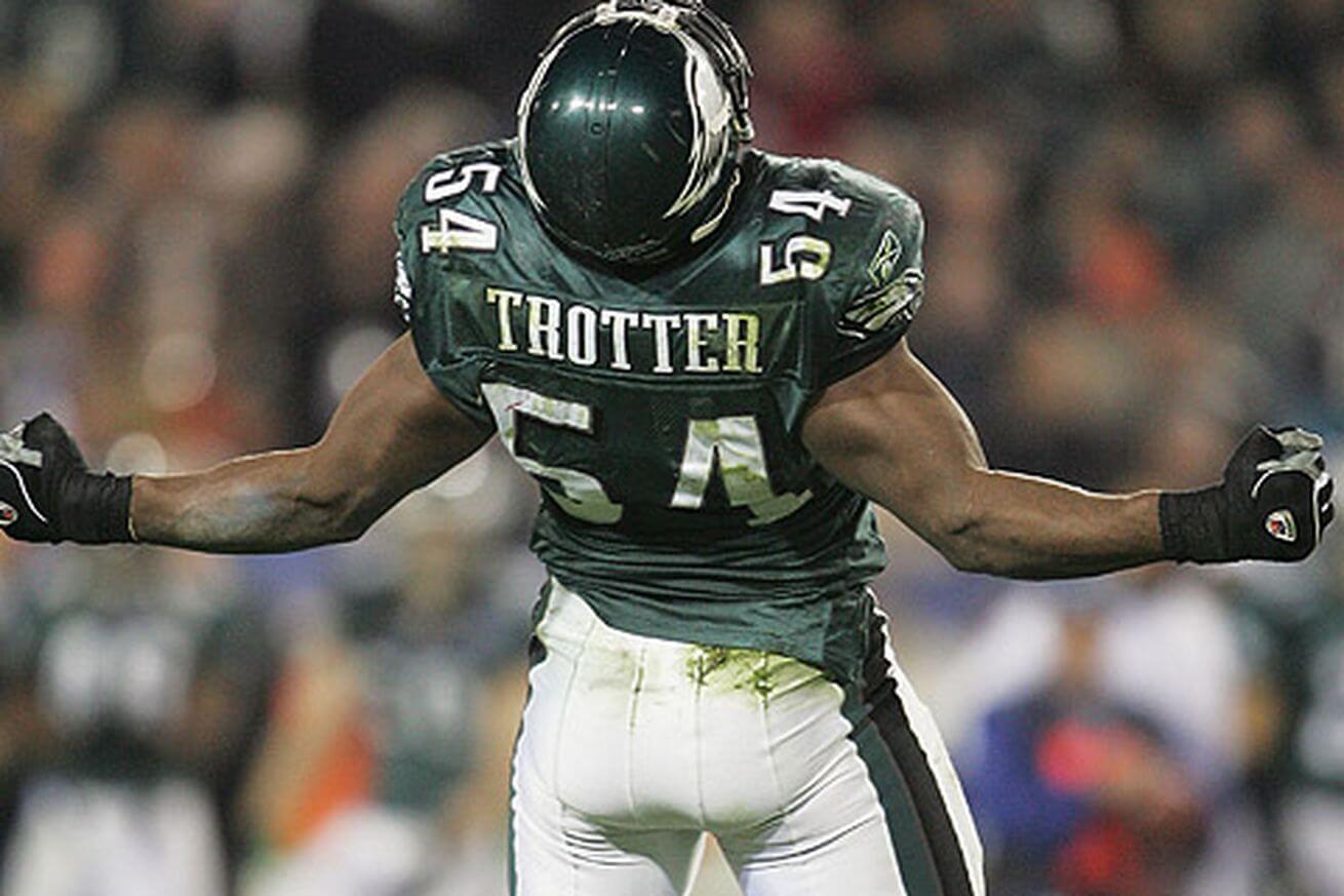 Former Philadelphia Eagles linebacker Jeremiah Trotter the special guest at  Bridgeton Invitational Baseball Tournament 