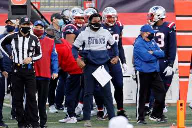 NFL: NOV 29 Cardinals at Patriots