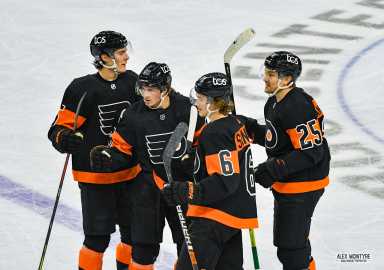 Flyers group pic