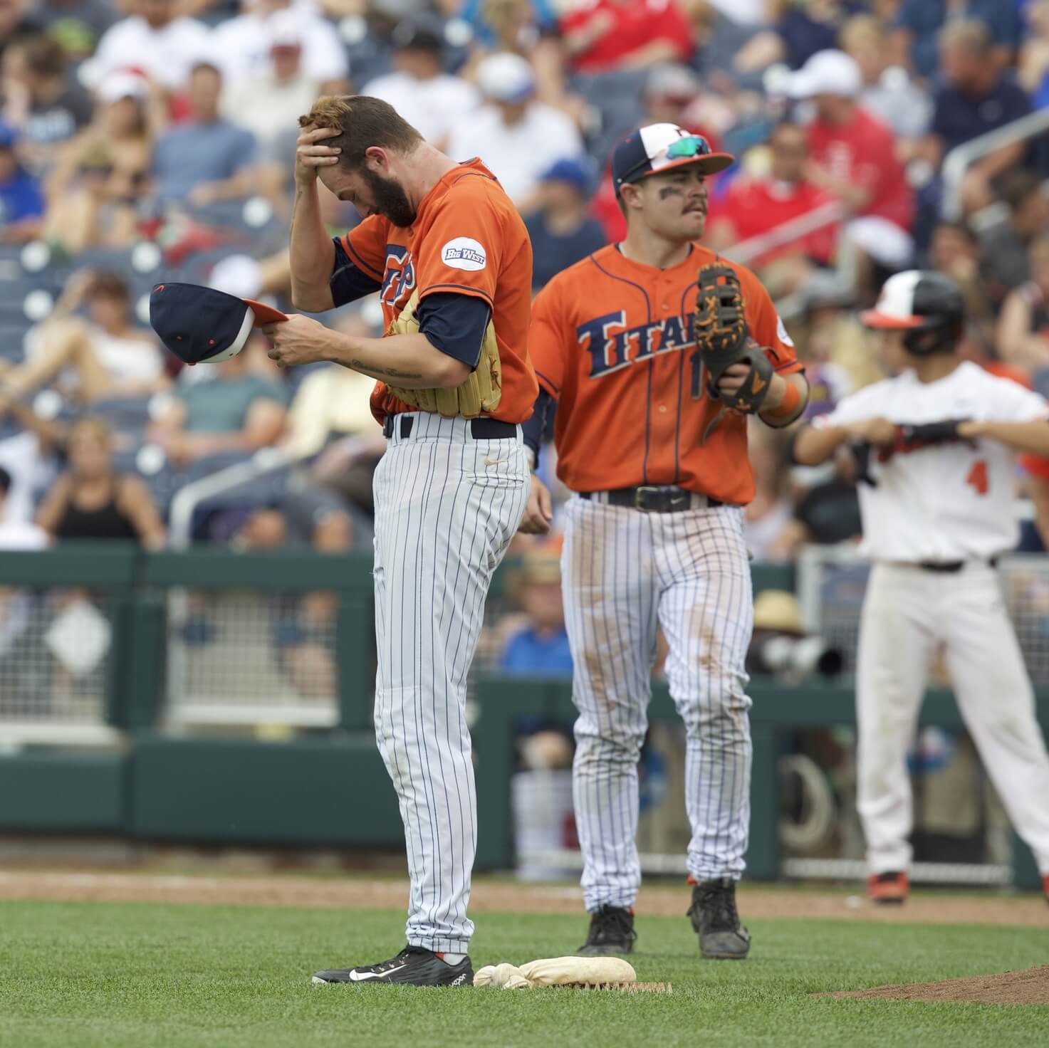 Like Alec Bohm, Phillies think Notre Dame's Matt Vierling can move quick to  majors