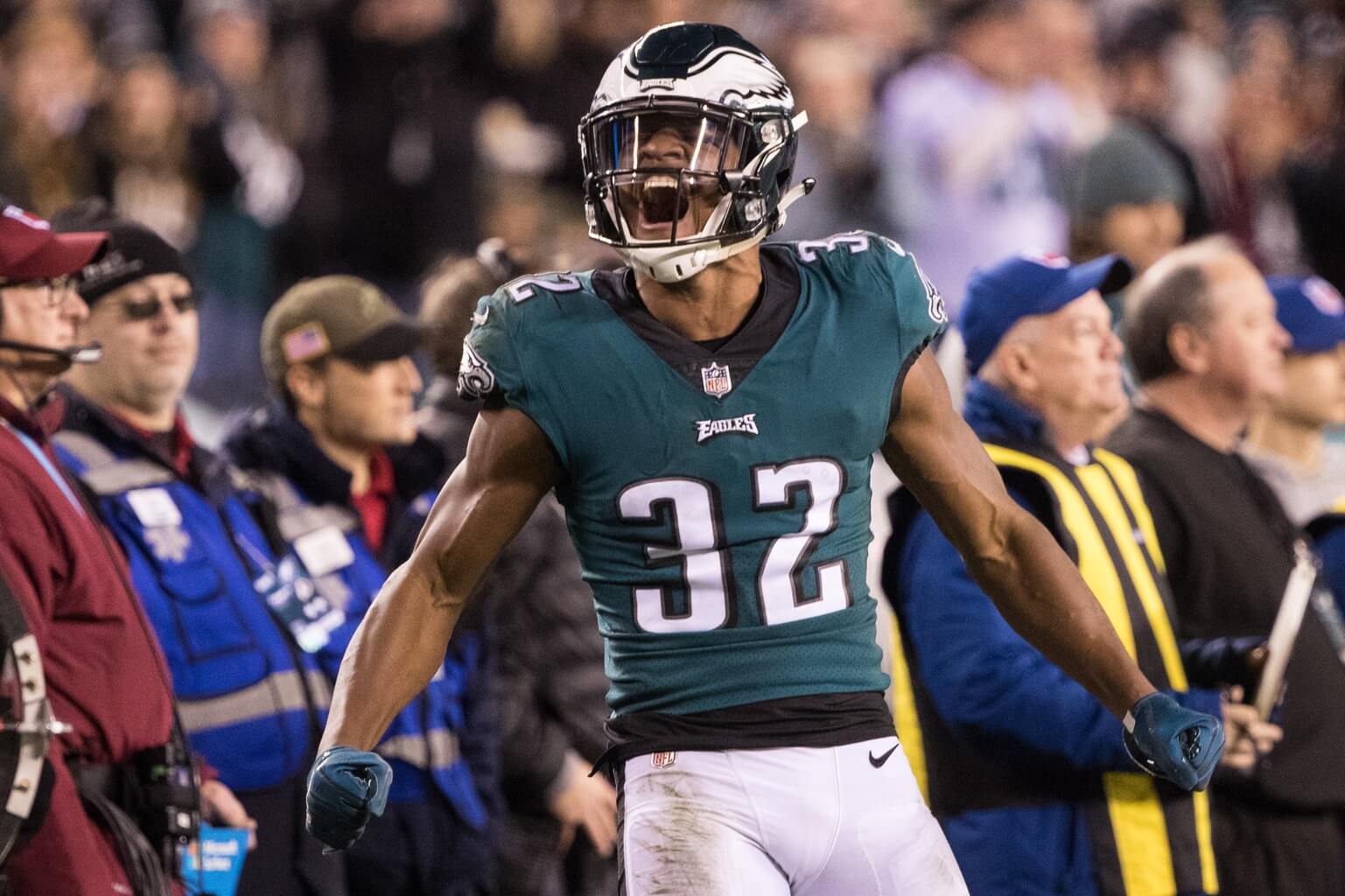 Jordan Hicks Shows Off 'Ballhawk' Ability In Preseason Opener