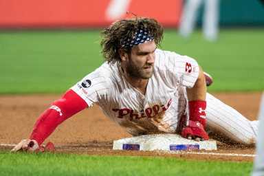 MLB: Atlanta Braves at Philadelphia Phillies