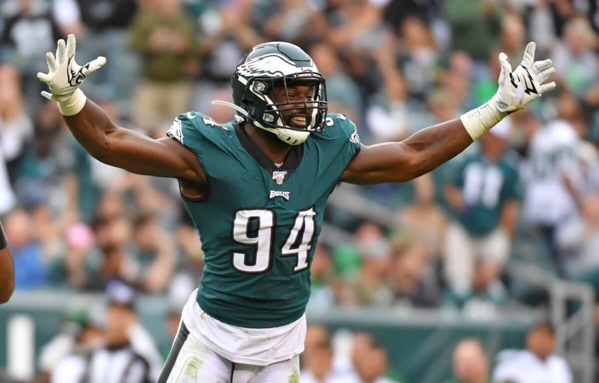 Philadelphia Eagles defensive end Josh Sweat (94) lines up for the