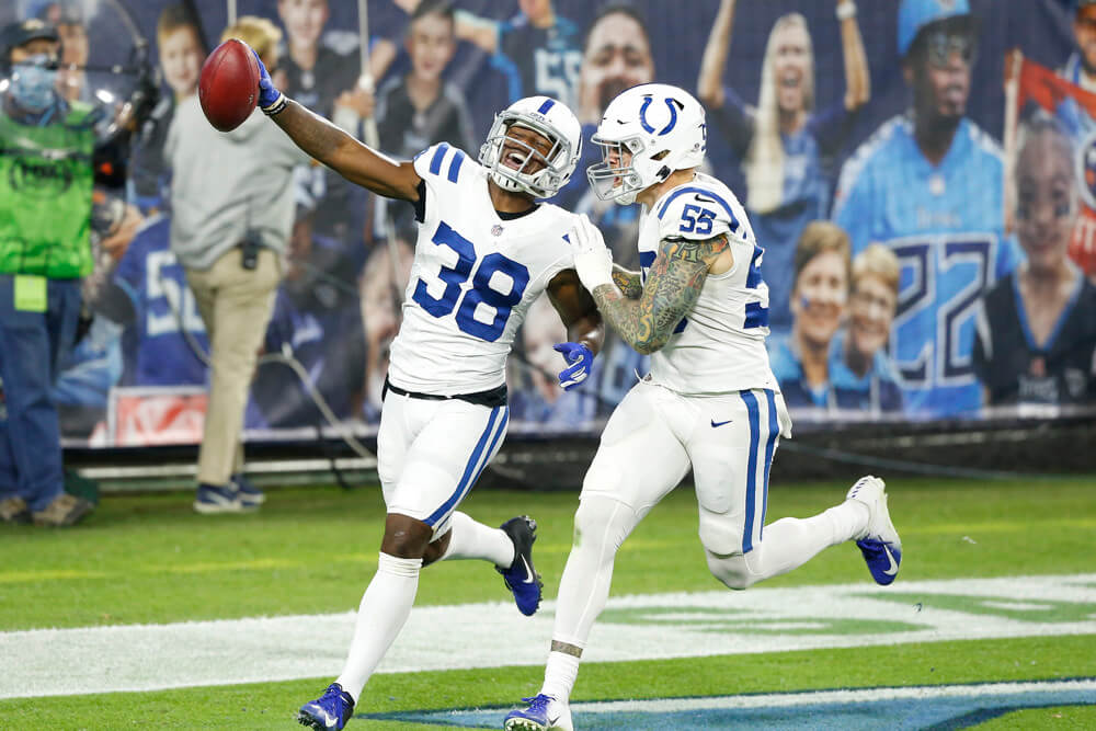 NFL: NOV 12 Colts at Titans