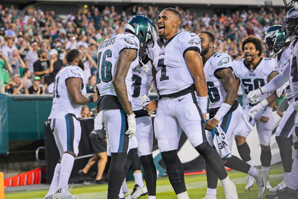 Why Eagles should play their starters against the Jets in