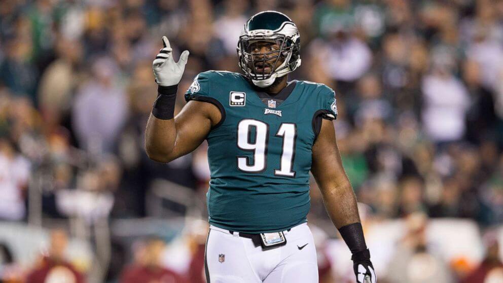 NFL player Fletcher Cox calls 911 as man allegedly attempts to ...