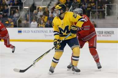 COLLEGE HOCKEY: NOV 25 Ohio State at Michigan