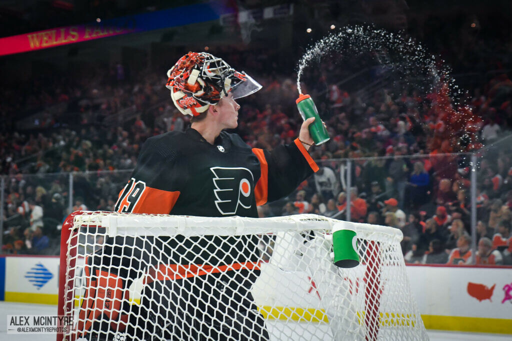 McCAFFERY: Some cheers for Flyers' Voracek, a Philly sports fan –  thereporteronline