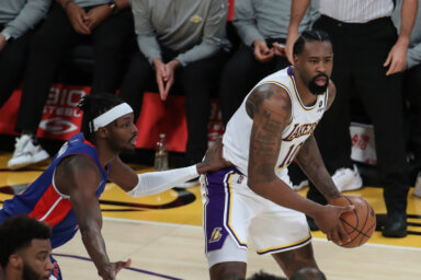 NBA: NOV 28 Pistons at Lakers