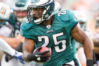 NFL: DEC 11 Eagles at Dolphins