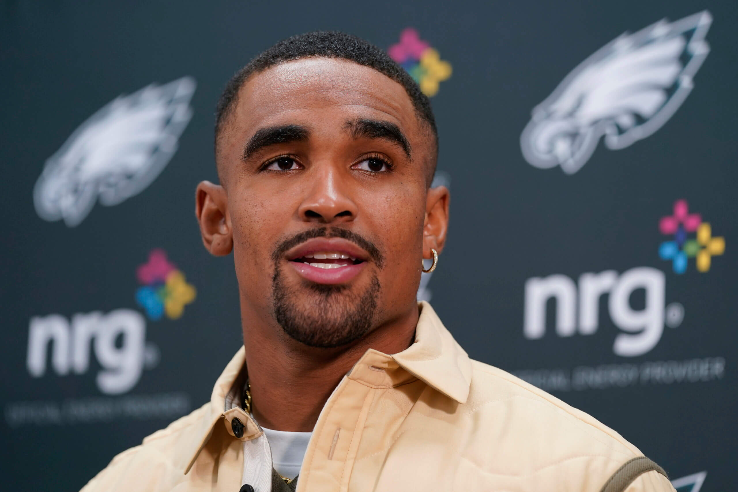 Eagles' Jalen Hurts returns to Houston to play vs. Texans at NRG