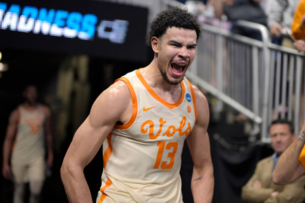 Florida Atlantic vs Tennessee: Betting preview, predictions & Game info for Elite Eight matchup
