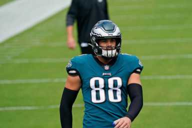Dallas goedert eagles vs buccaneers