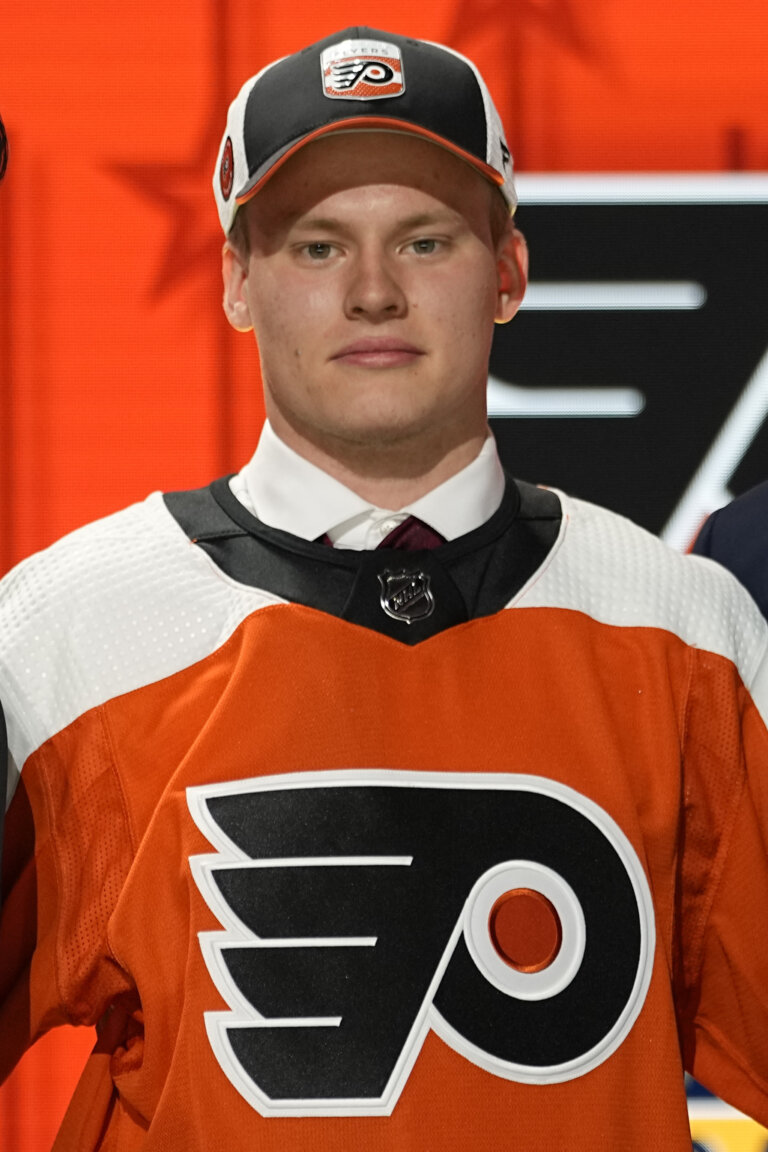 Flyers’ Michkov, Gauthier ranked top 15 in prospect rankings