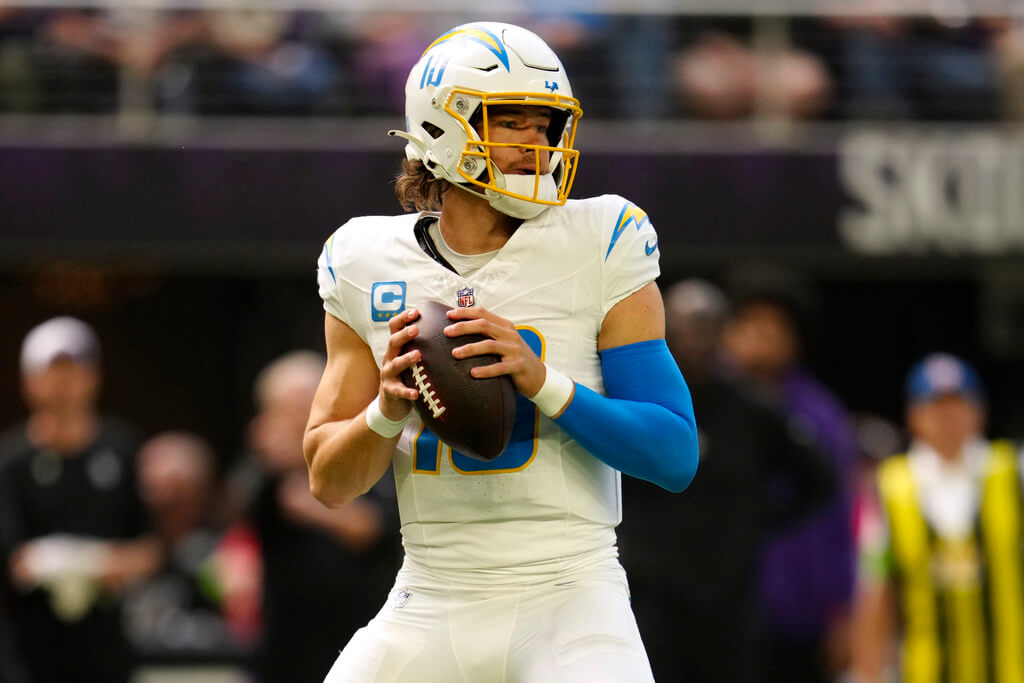 Chargers vs cowboys