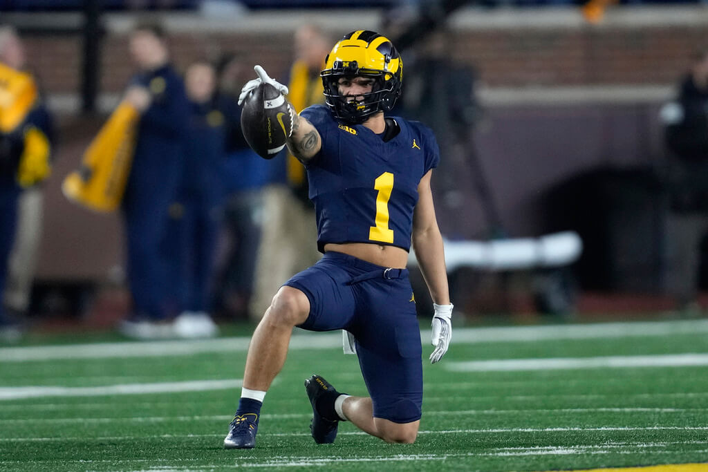 Michigan football WR Roman Wilson switches to No. 1 jersey