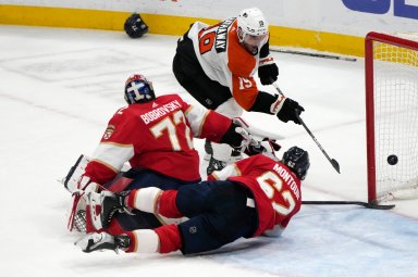 Flyers' Garnet Hathaway