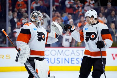 Flyers' Felix Sandstrom and Travis Sanheim