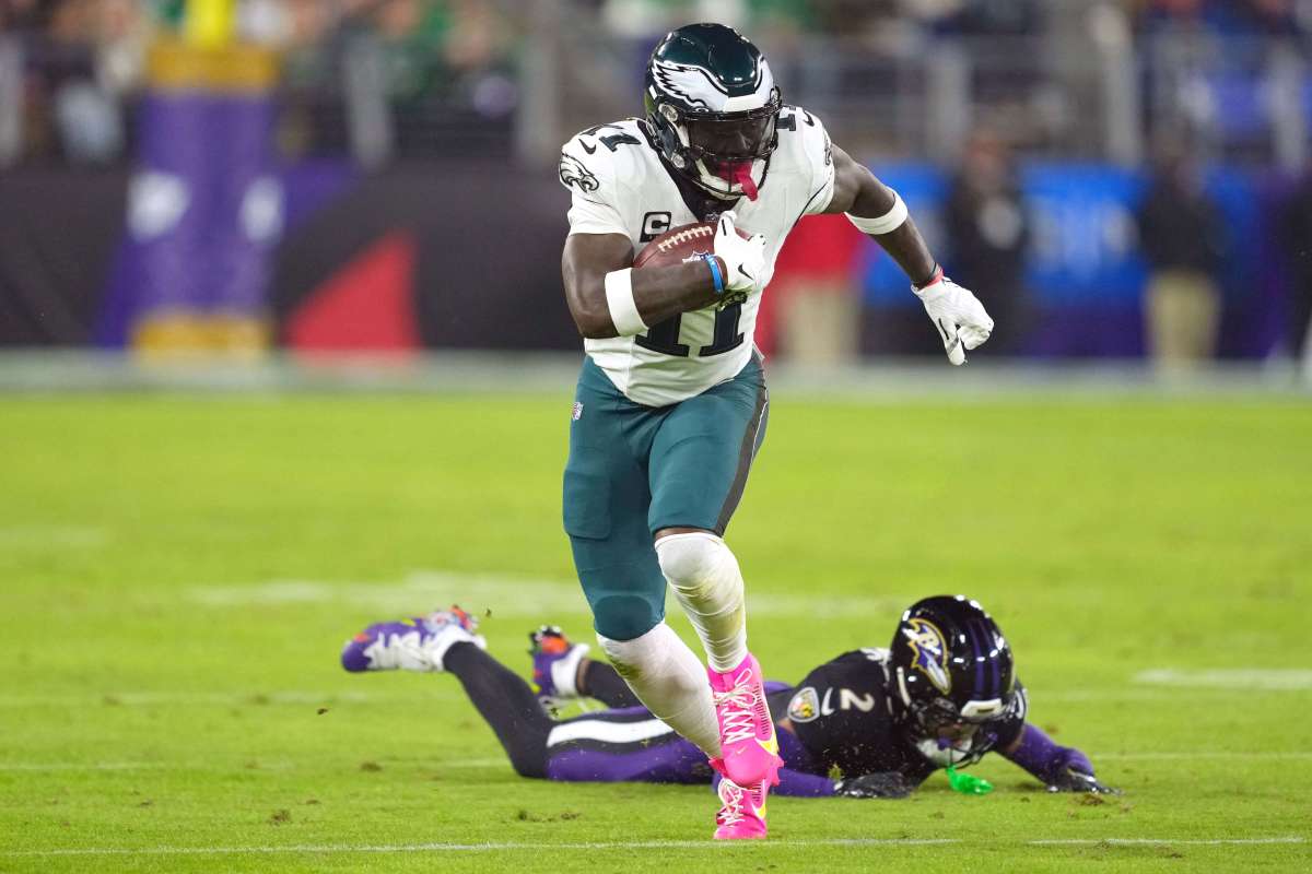 Eagles aj brown jalen hurts