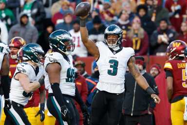 eagles Nolan smith