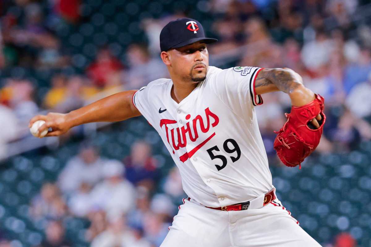 Phillies Twins Jhoan Duran