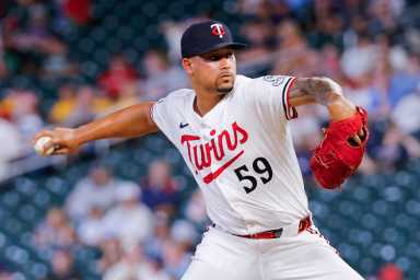 Phillies Twins Jhoan Duran