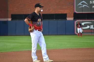 Phillies Carson DeMartini