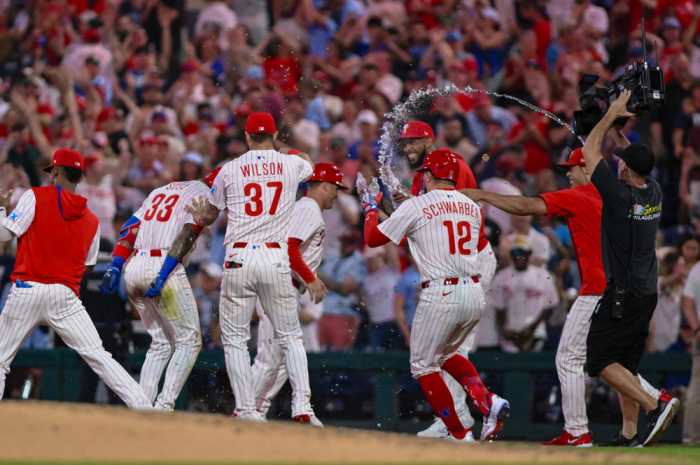 Phillies Sosa Red Sox